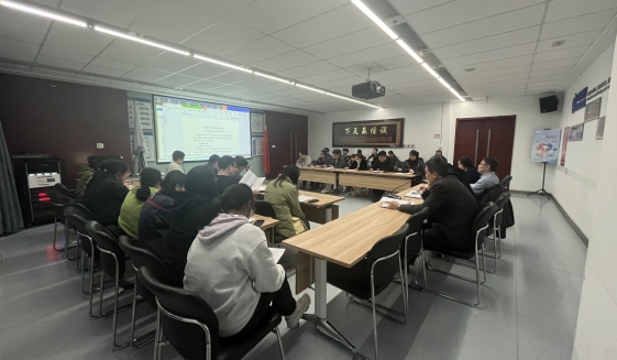 公司組織簽署《員工職業(yè)道德與廉潔從業(yè)承諾書(shū)》及《在職聲明》